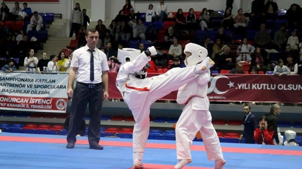 Okulumuzdan Kyokushin Karate Türkiye Şampiyonluğu